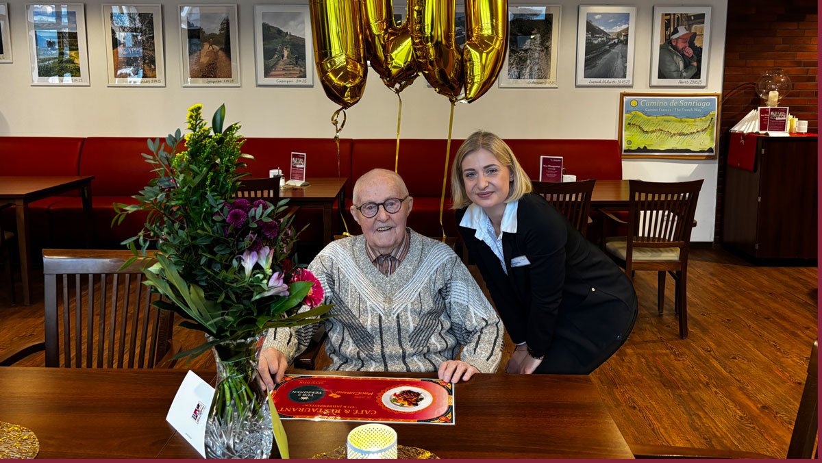 Herzlichen Gl&uuml;ckwunsch zum Hundersten!