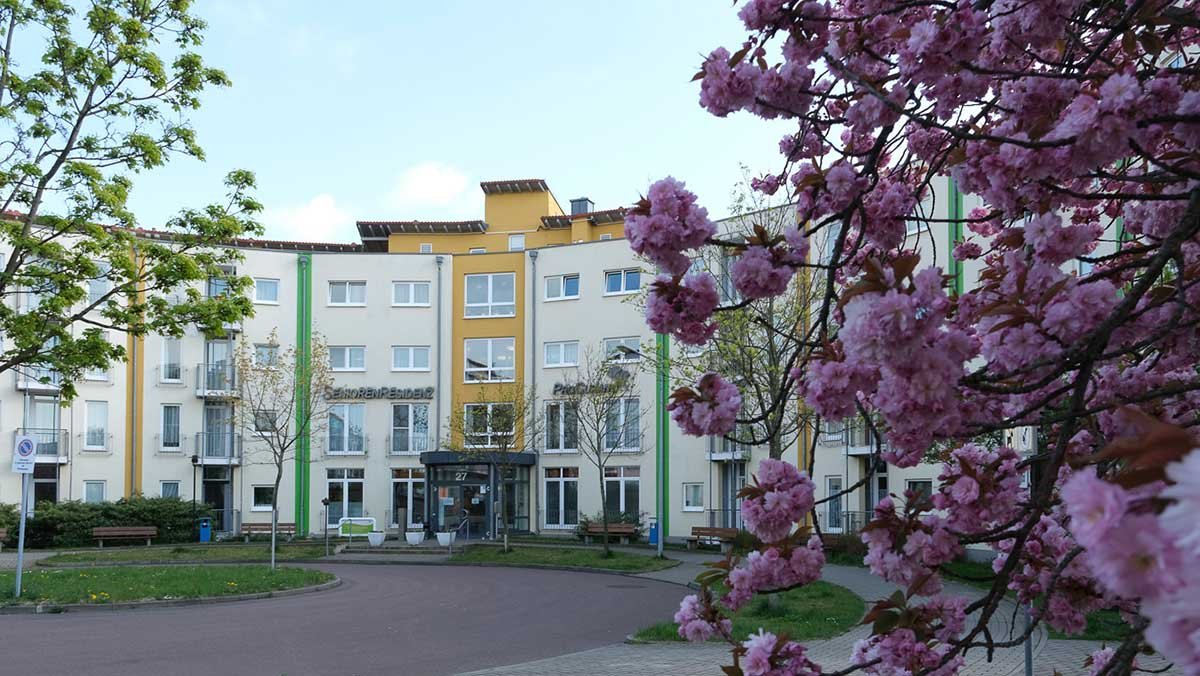 Außenansicht ProCurand Stationäre Pflege der Seniorenresidenz Am Hufeisensee