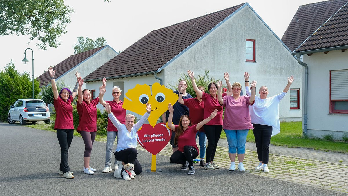 Team der Ambulanten Pflege Nächst Neuendorf mit Ginkgo